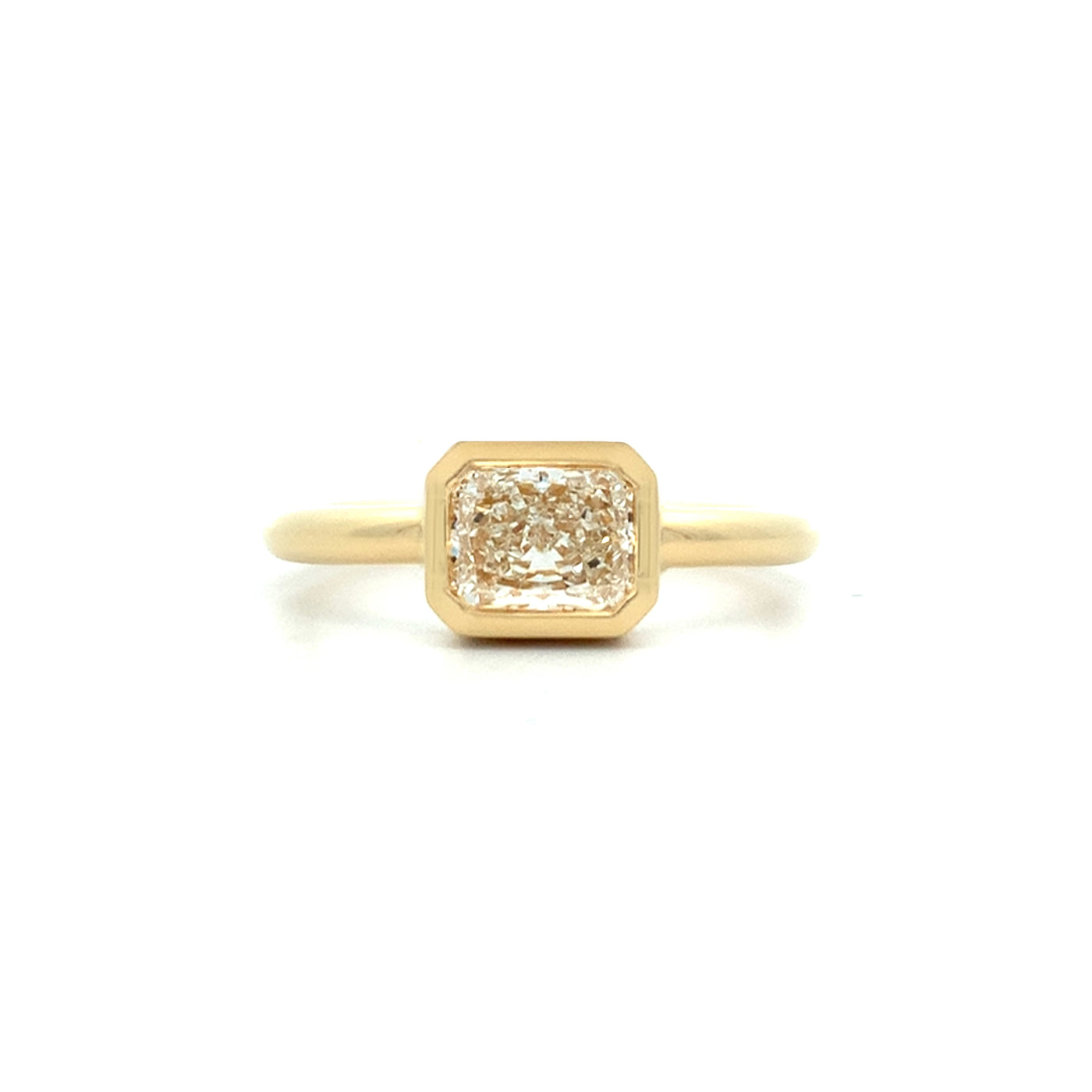 Kaleidoscope: Radiant Cut Diamond Solitaire Ring in Yellow Gold | 1.00ct